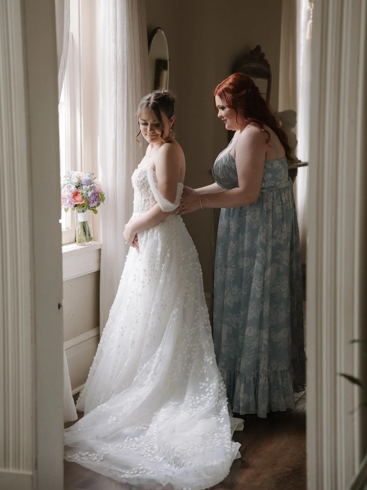 In the past month I&rsquo;ve gotten to photograph not one but two weddings of younger sisters of former brides and it&rsquo;s truly such an honor and a sweet treat to get to see familiar faces and follow along with families over the years. I often th