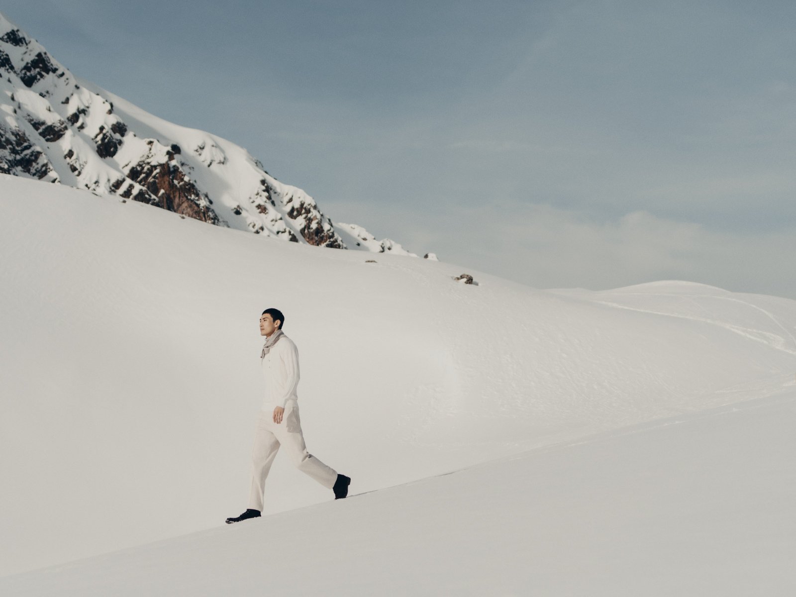 Aman_Essentials_Cashmere_Campaign_Emily_Hadden_Art_Direction_35.jpg