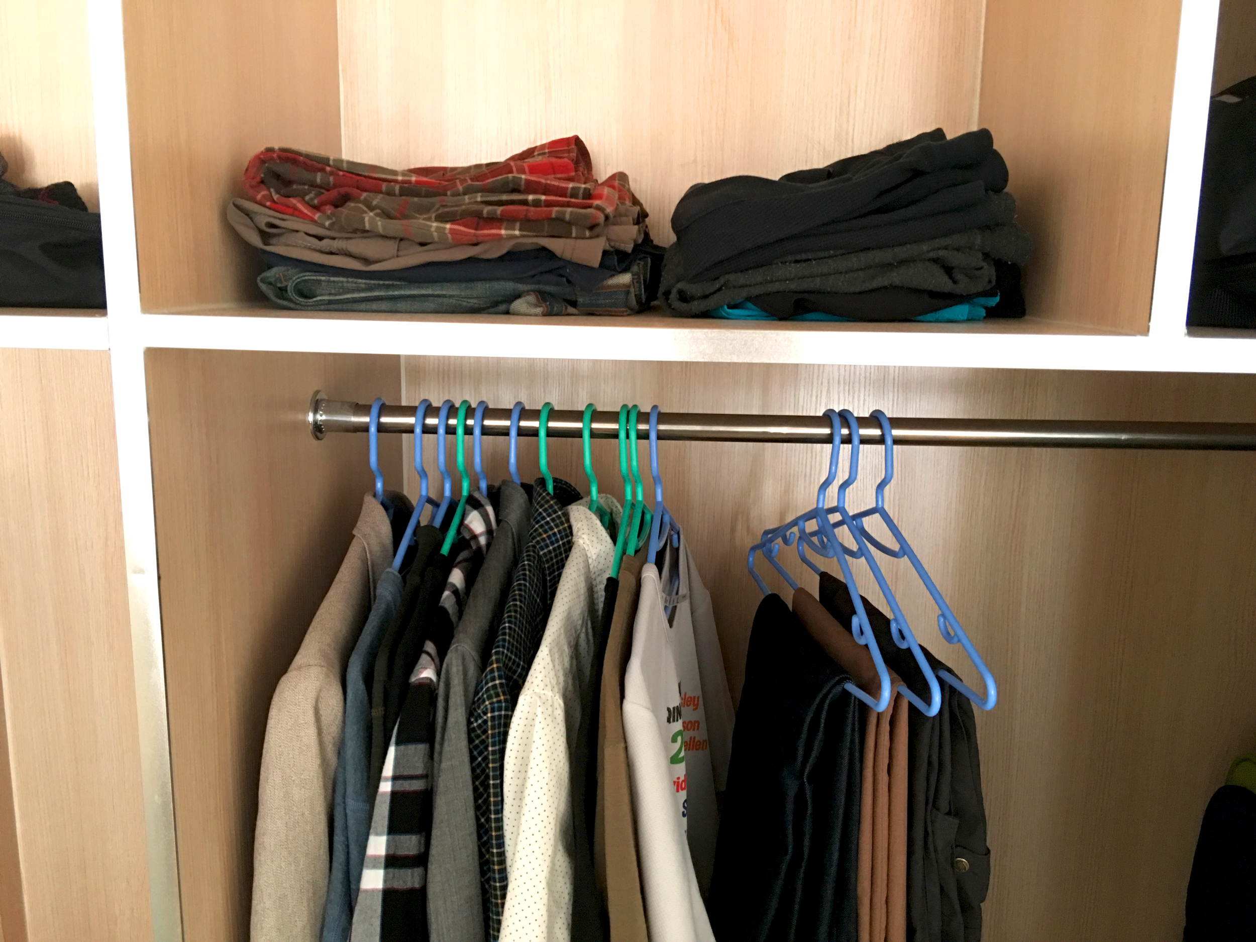 seth-barham-minimalist-closet.jpg