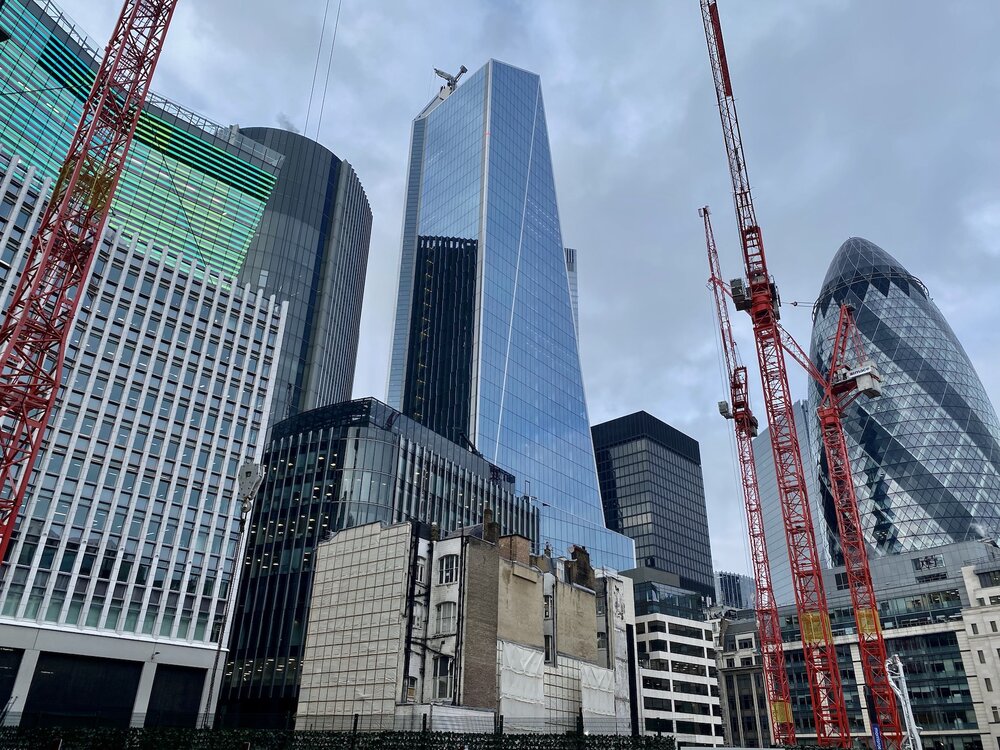  An empty City of London is the perfect time for new construction. 