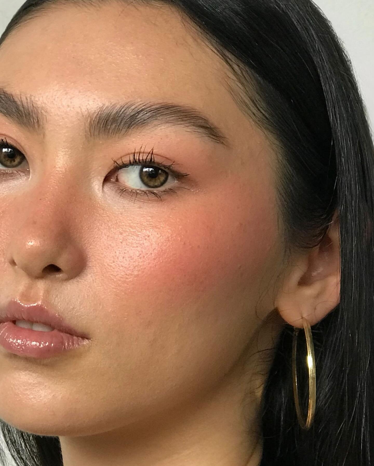 Blush blind thanks to @morphebrushes cheek thrills blush trio &ldquo;beach bonfire&rdquo; 🔥 
@namimolloy_ 

#australianmakeupartist #sydneymakeup #sydneymakeupartist #makeupartist #makeup #morphe