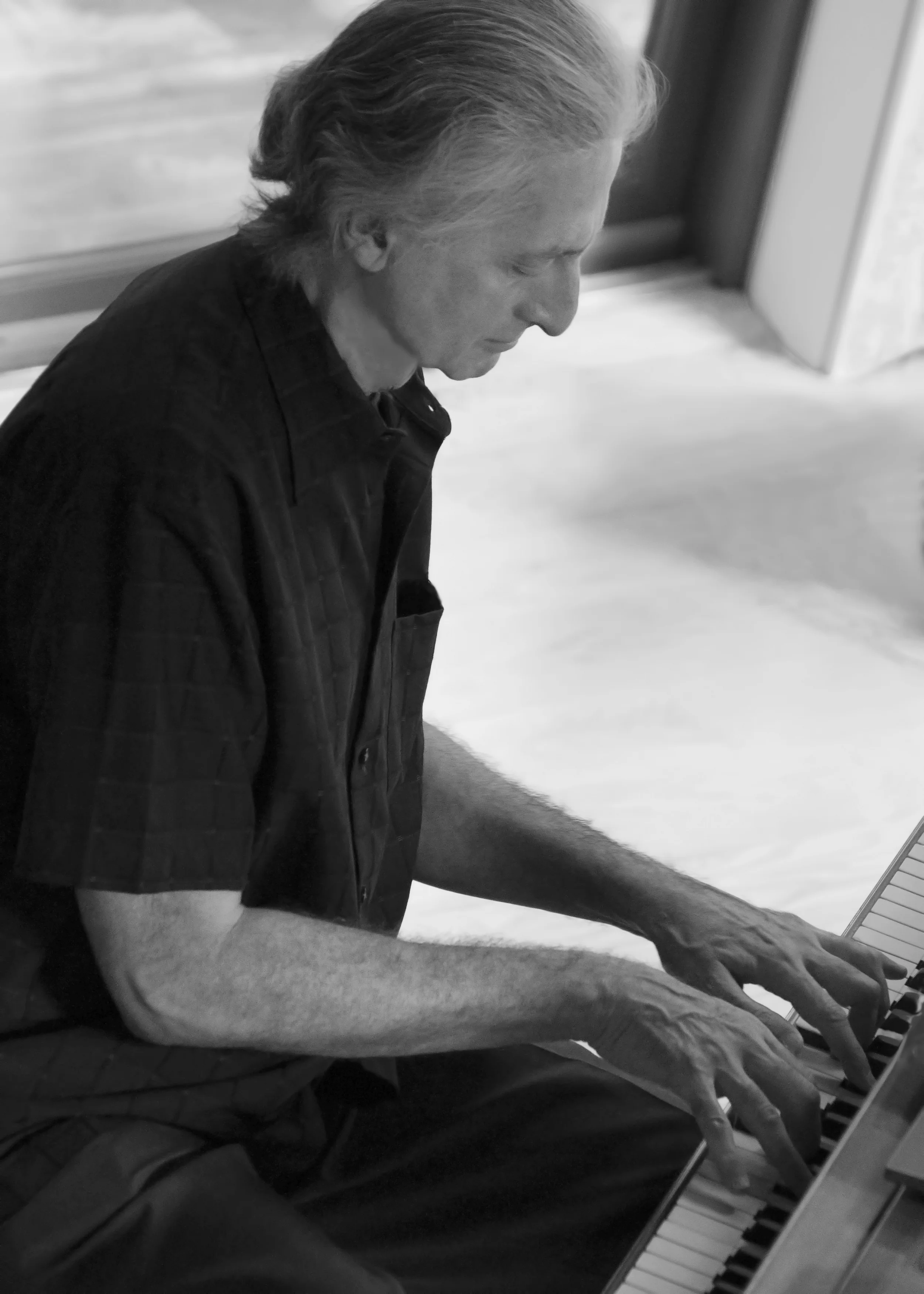 Pianist/Composer Armen Donelian