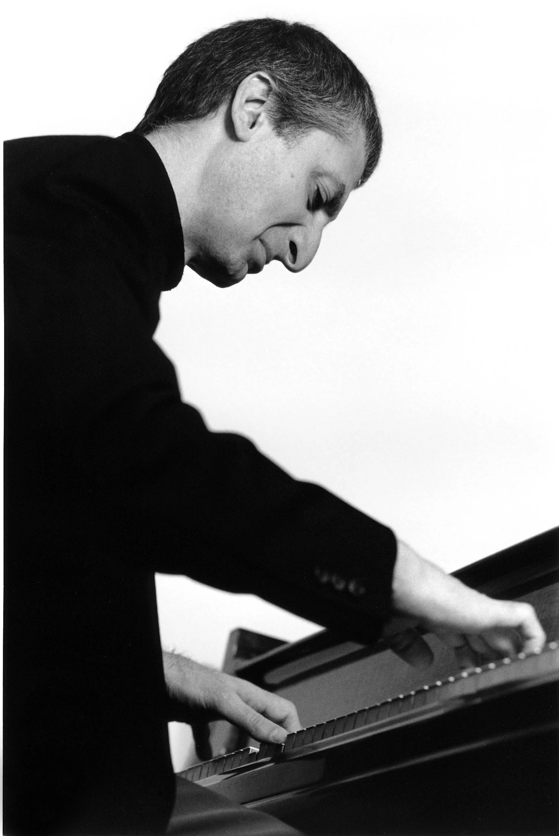Armen Donelian, piano