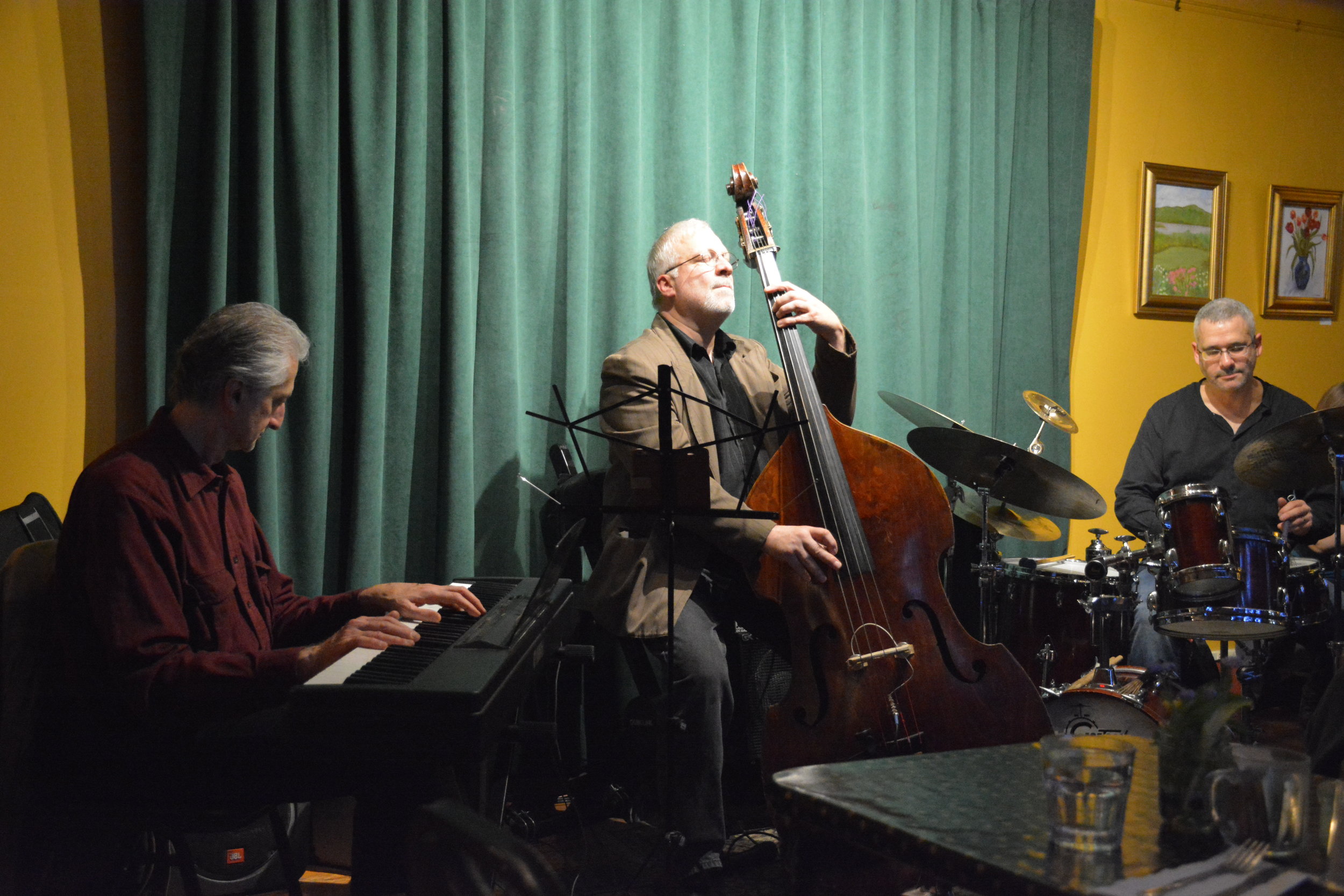 ARMEN DONELIAN & FRIENDS AT CATSKILL MOUNTAIN PIZZA COMPANY