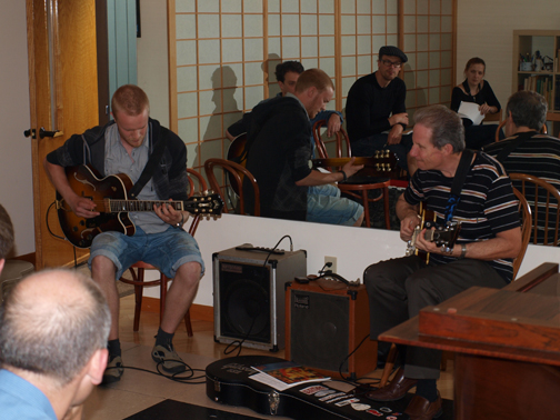 Vic Juris in master class session