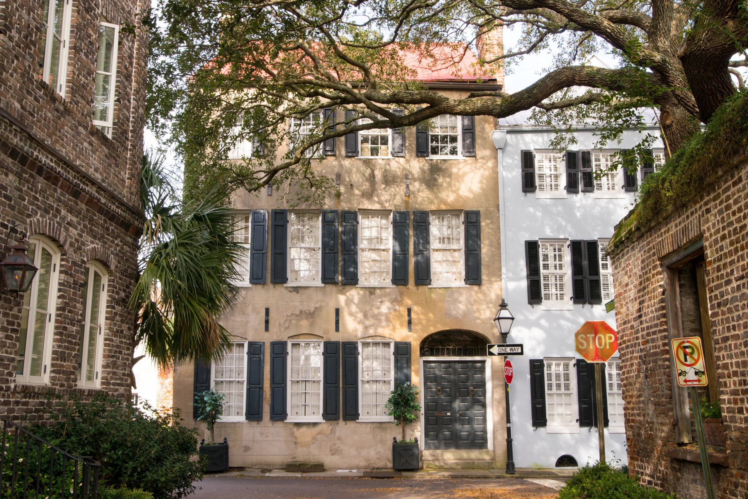 Charleston_Row Homes.jpg