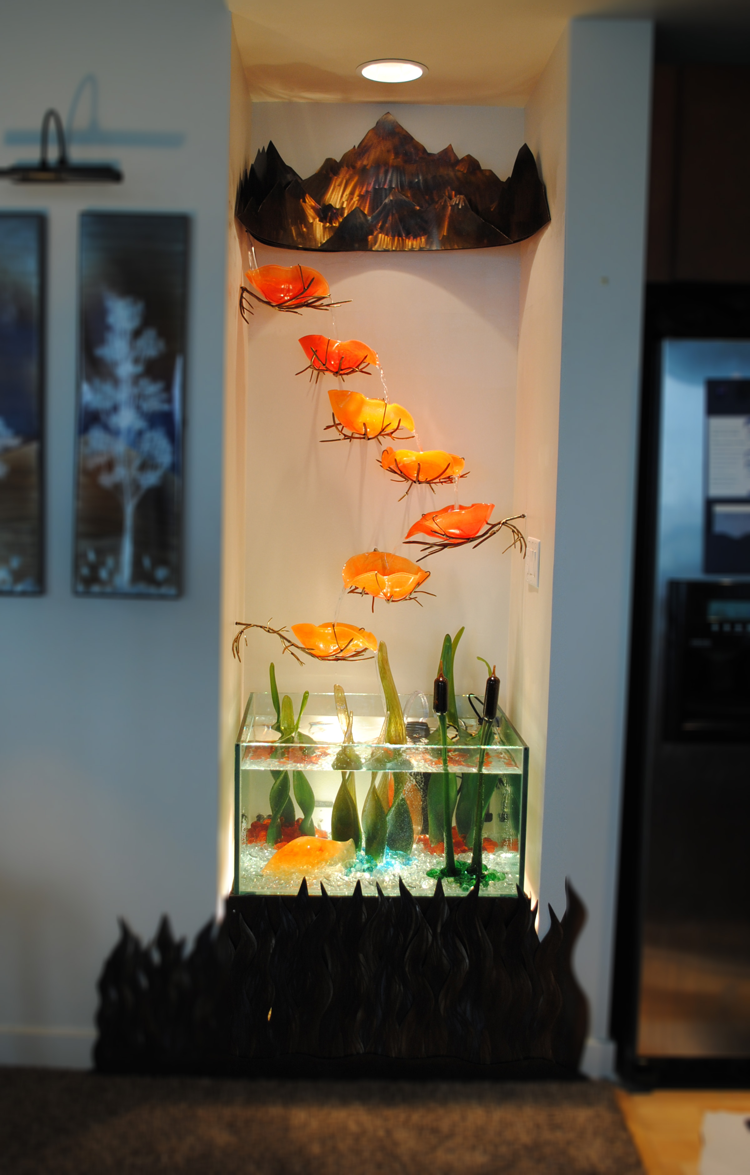 Fountain & Fish Tank