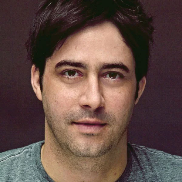 <a href=“http://www.imdb.com/name/nm0084649” target="_blank">Nick Bixby</strong></a>