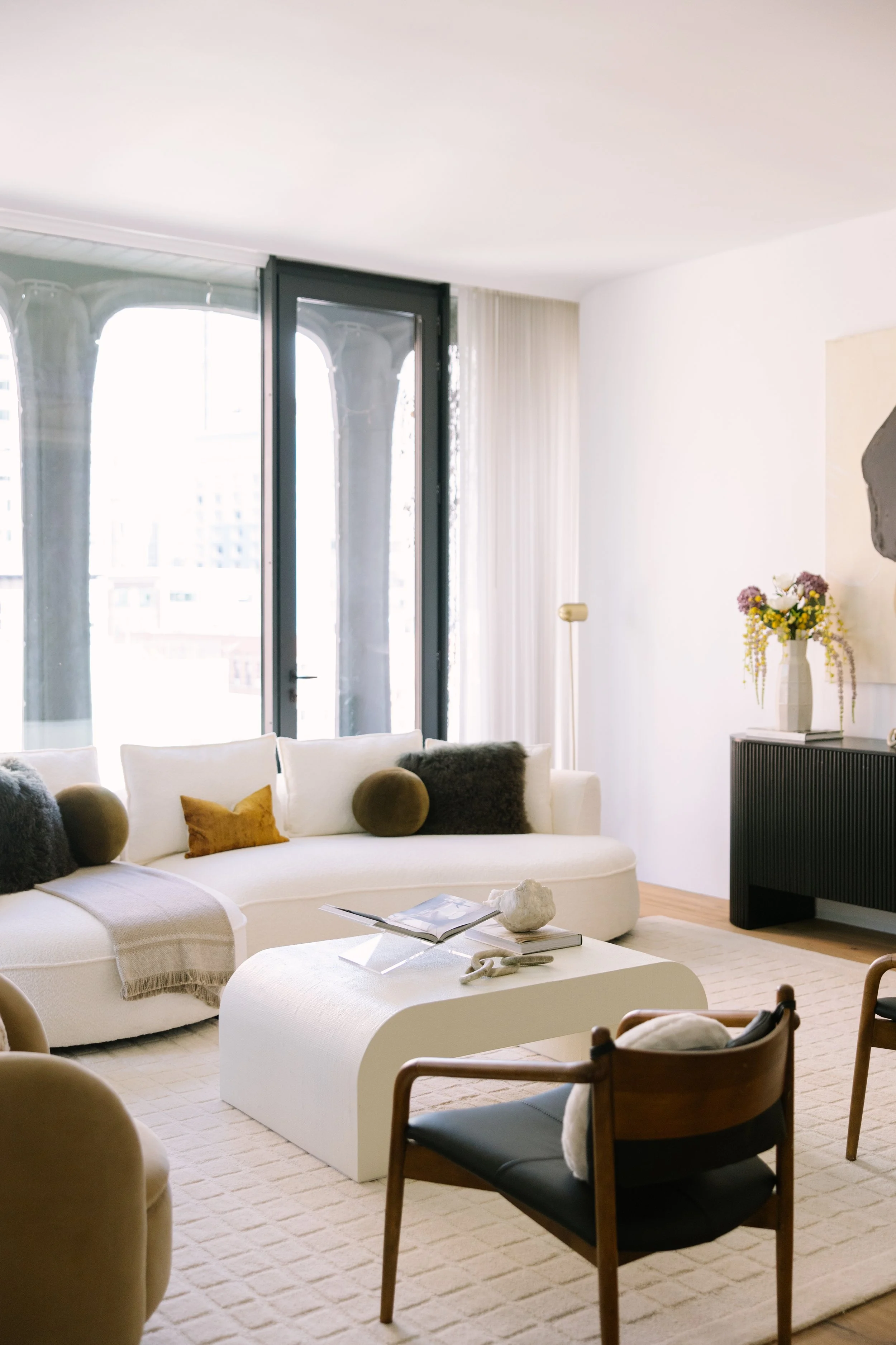 325_W.Broadway-5.jpg