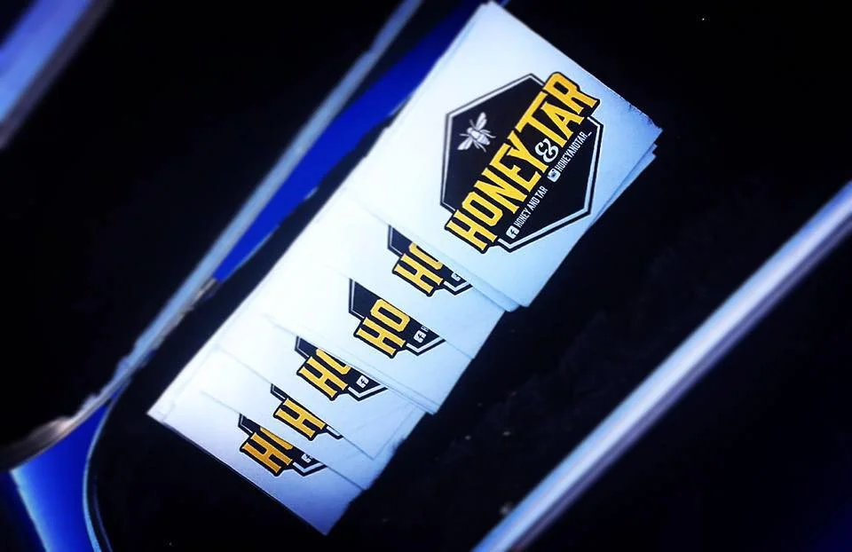 Live music by Honey & Tar