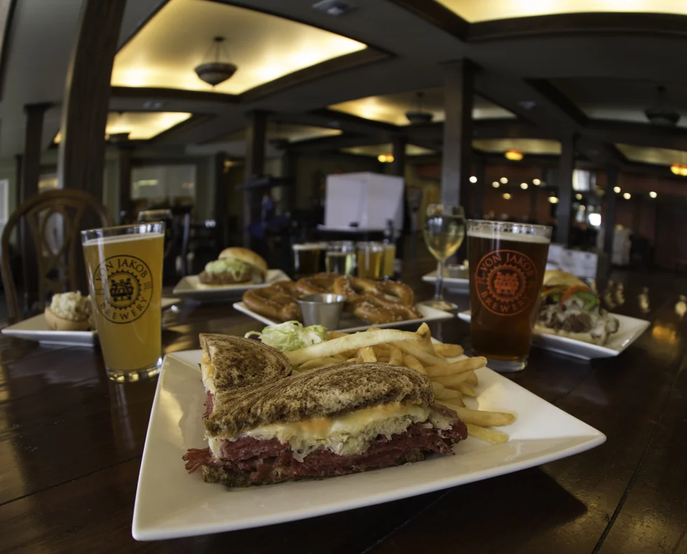 von-jakob-grill-pub.jpg