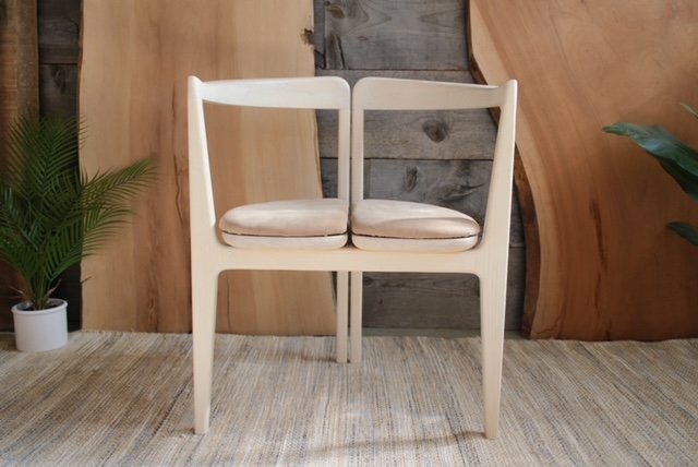 Swan Wing Lounge Chair