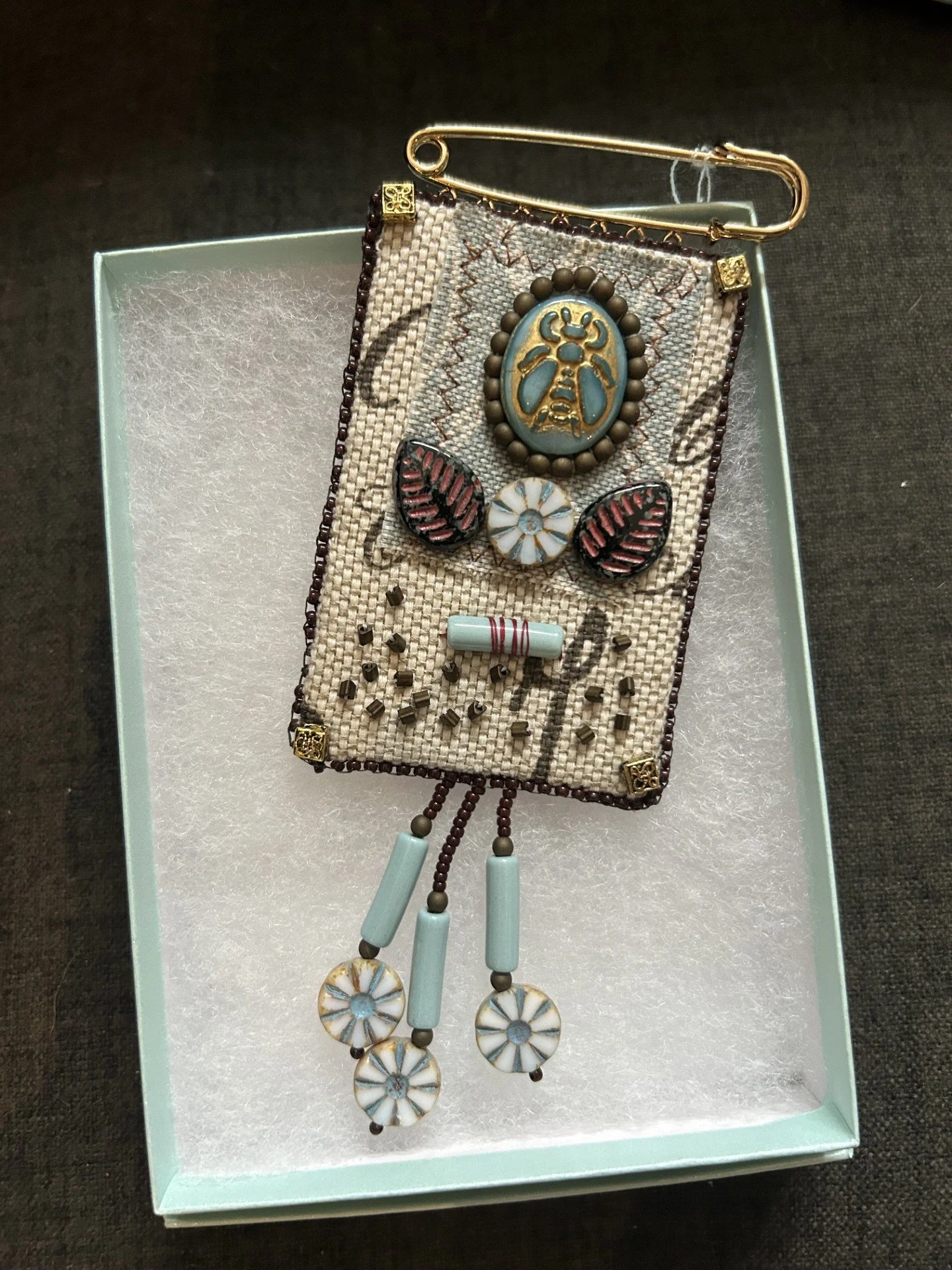 The Bee Pin