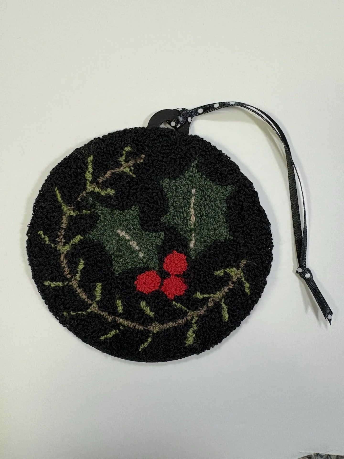 Punchneedle Ornament - Holly on Black
