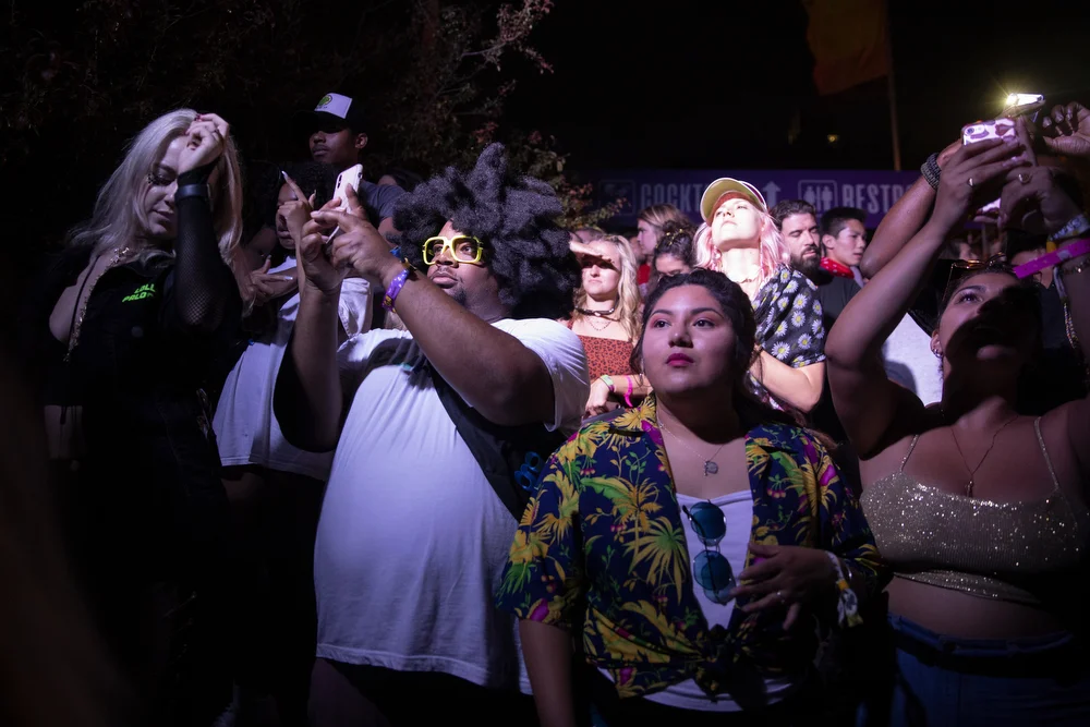 Festival fans watche Childish Gambino perform at Lollapalooza Friday, August 2, 2019, in Chicago. (Erin Hooley/Chicago Tribune)