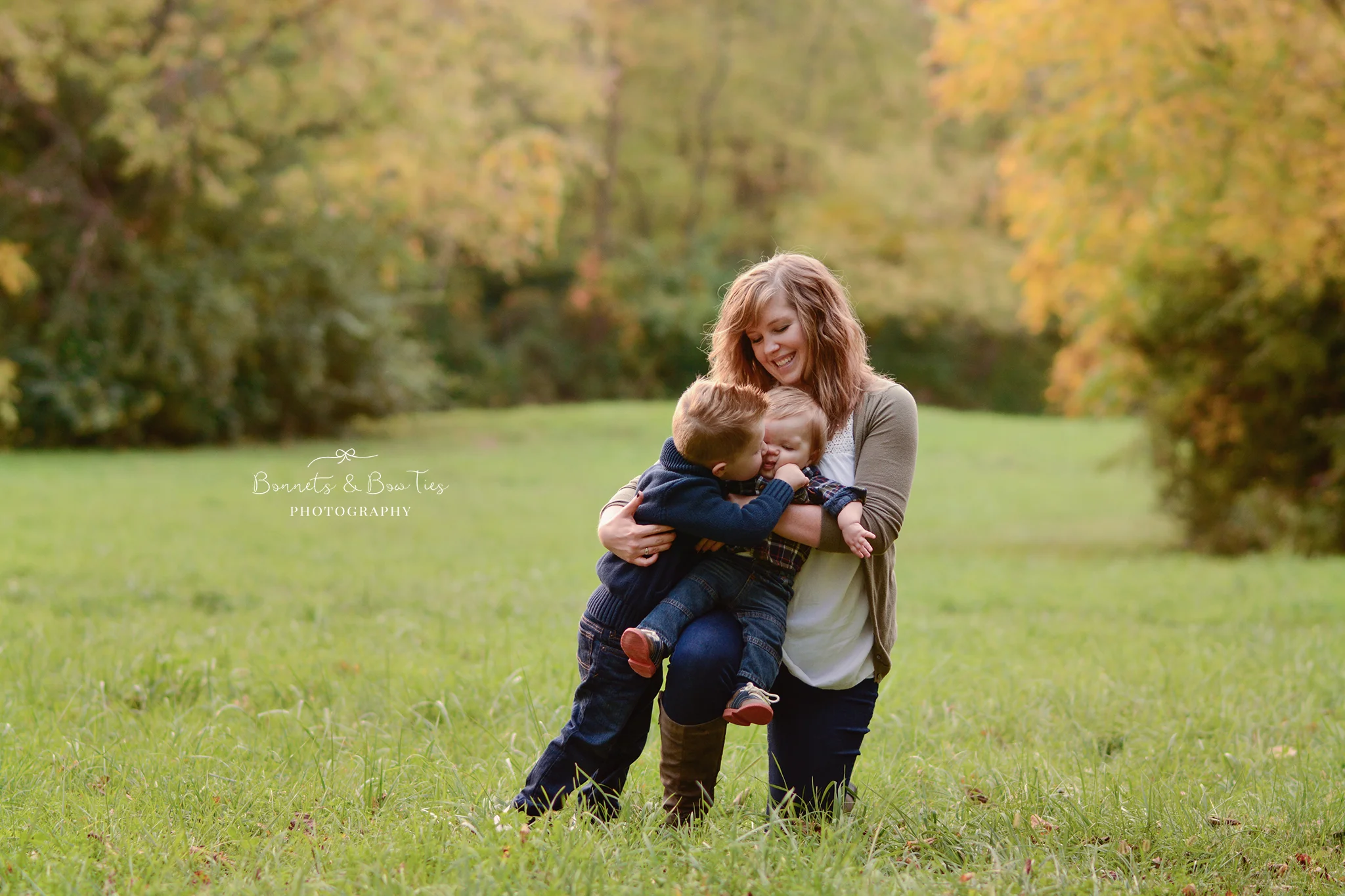 Mommy and me session in the fall.jpg