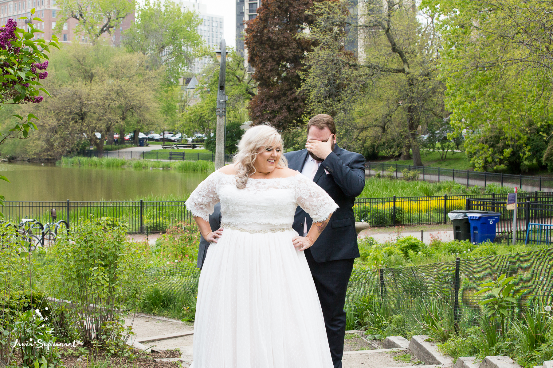 wedding_photography_chicago_wrigley_field_ravenswood_event_center_laura_suprenant (78 of 82).jpg