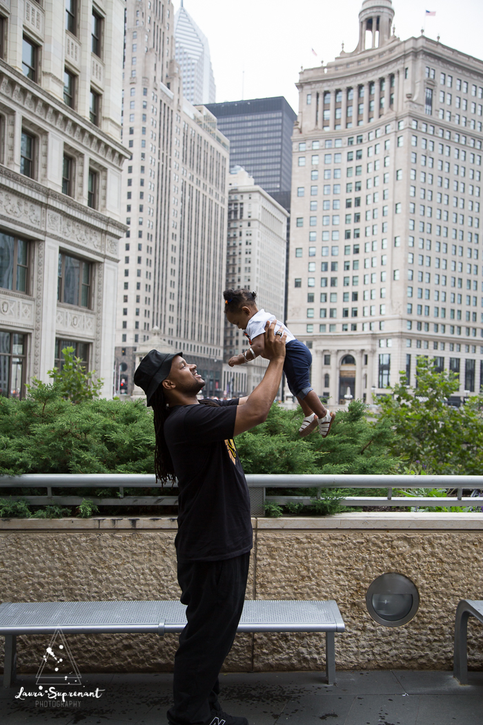 Family_Photos_Chicago_River_Walk-4.jpg