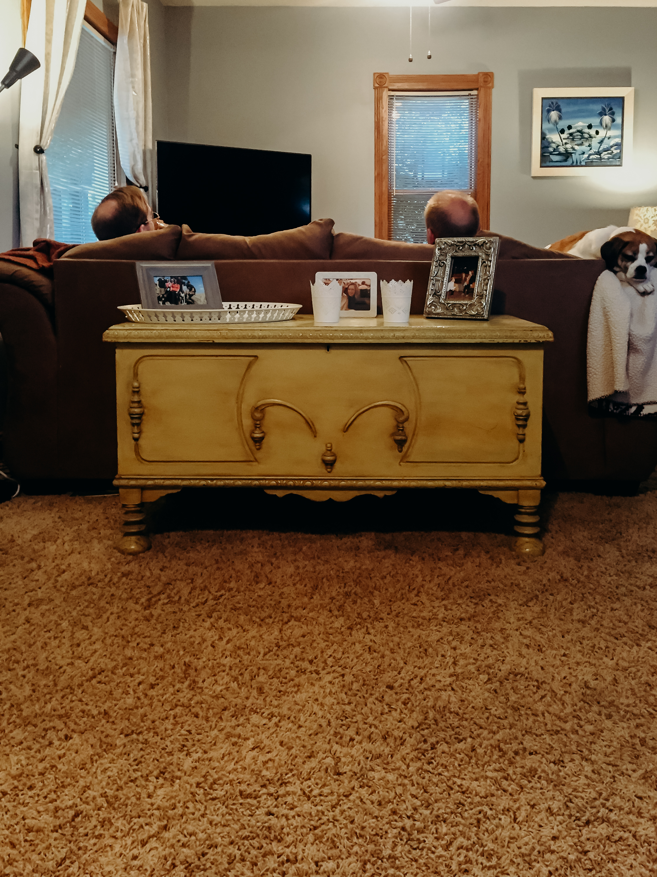  After a tour of the house and some strong cocktails we turned our attention to this chest of Grandma’s. 