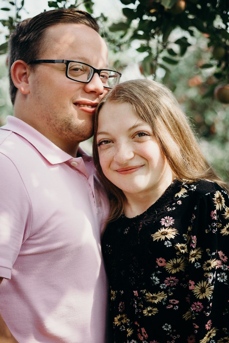 Laura_Suprenant_Photography_Dwarfism_Awareness_Dwarf_Couple_Disabled_Love-15.jpg