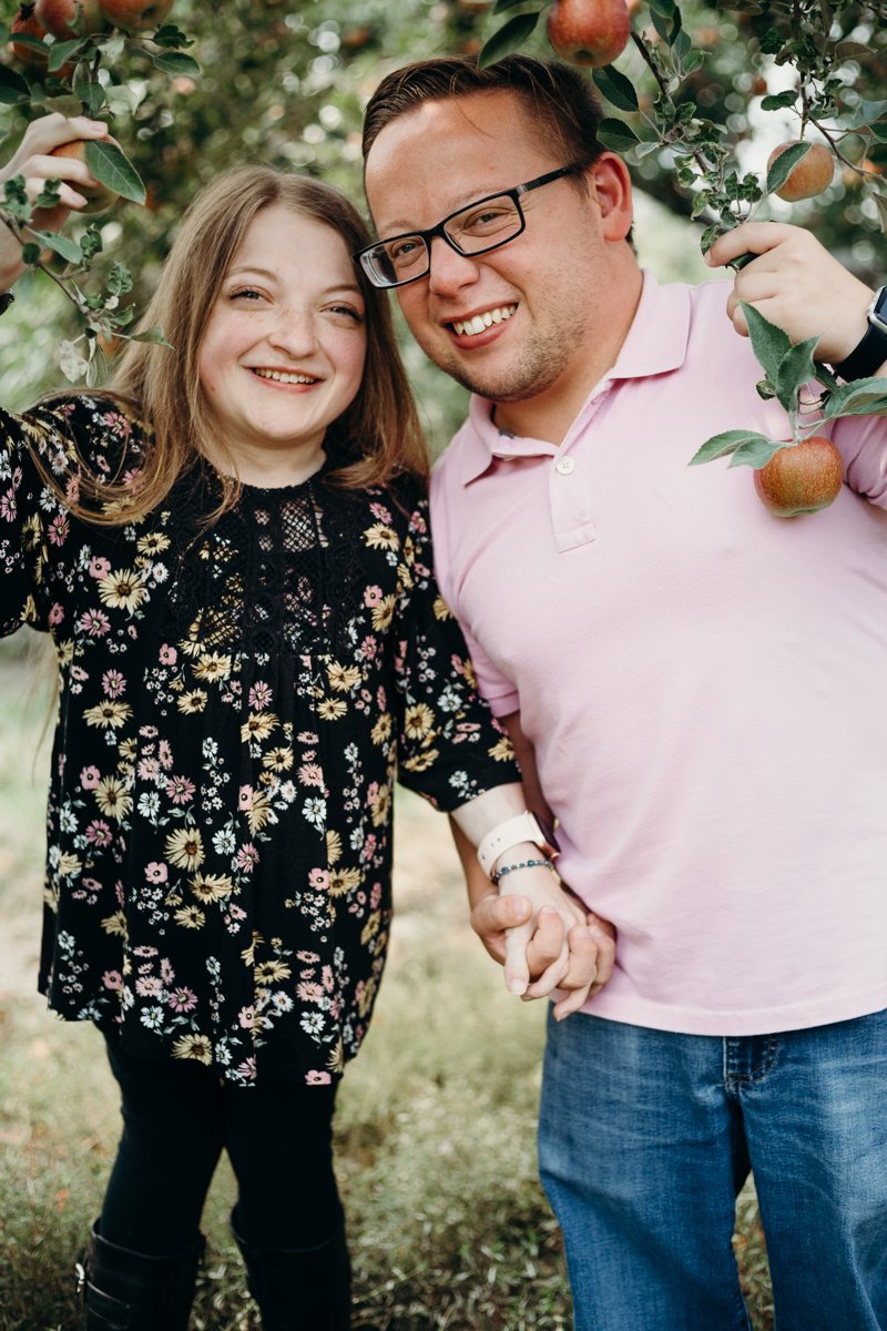 Laura_Suprenant_Photography_Dwarfism_Awareness_Dwarf_Couple_Disabled_Love-14.jpg