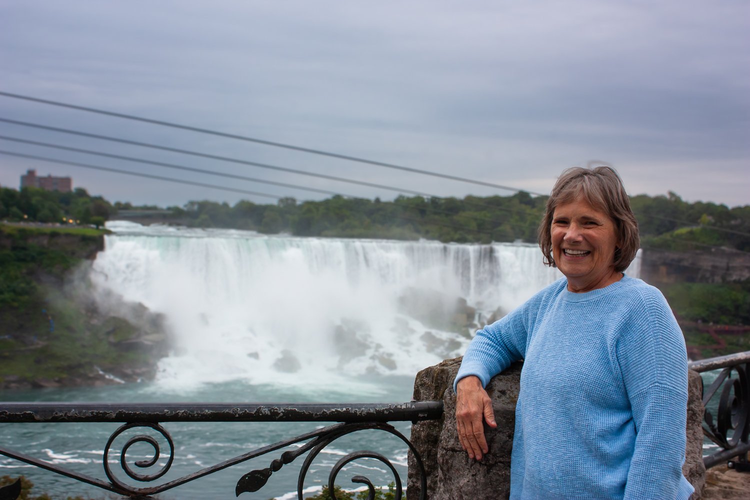 Laura_Suprenant_Photography_Niagara_Falls_Person_with_Disabilities_Travel_Photography_Canada_mother_daughter_adventure.jpg