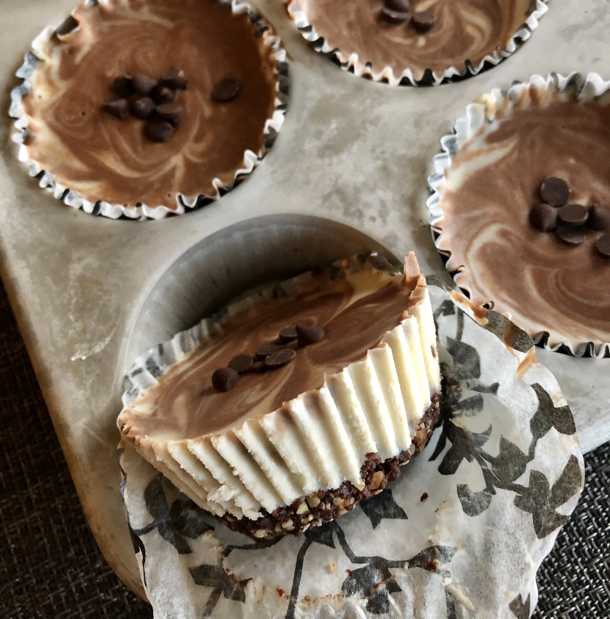 Mini No-Bake Chocolate-Marble Cheesecakes