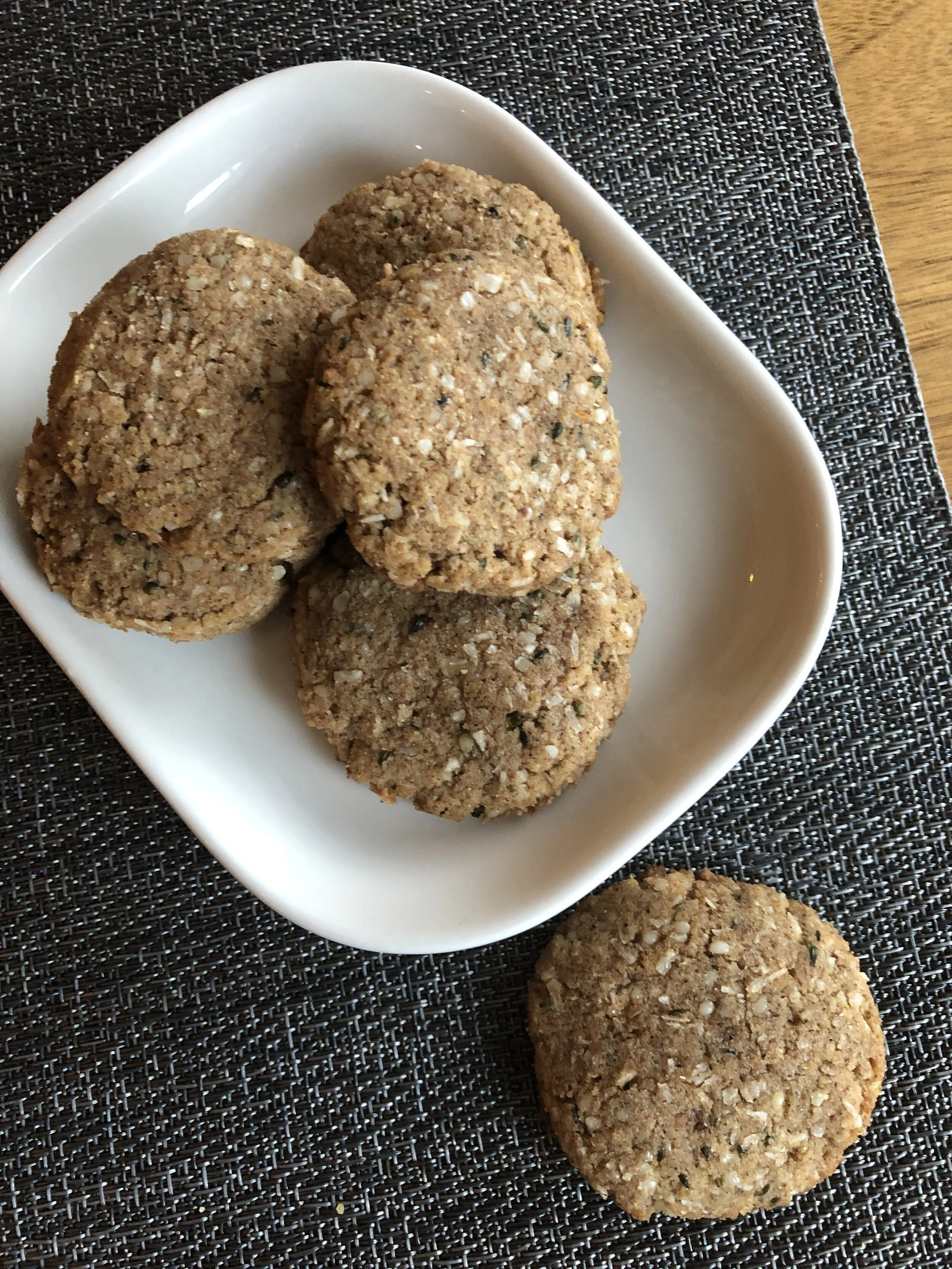 Keto "Oatmeal" Cookies