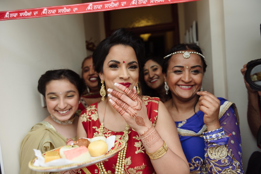 Gurpreet and Nick Sikh Wedding - Southampton - Photos by Abhi 30.jpg