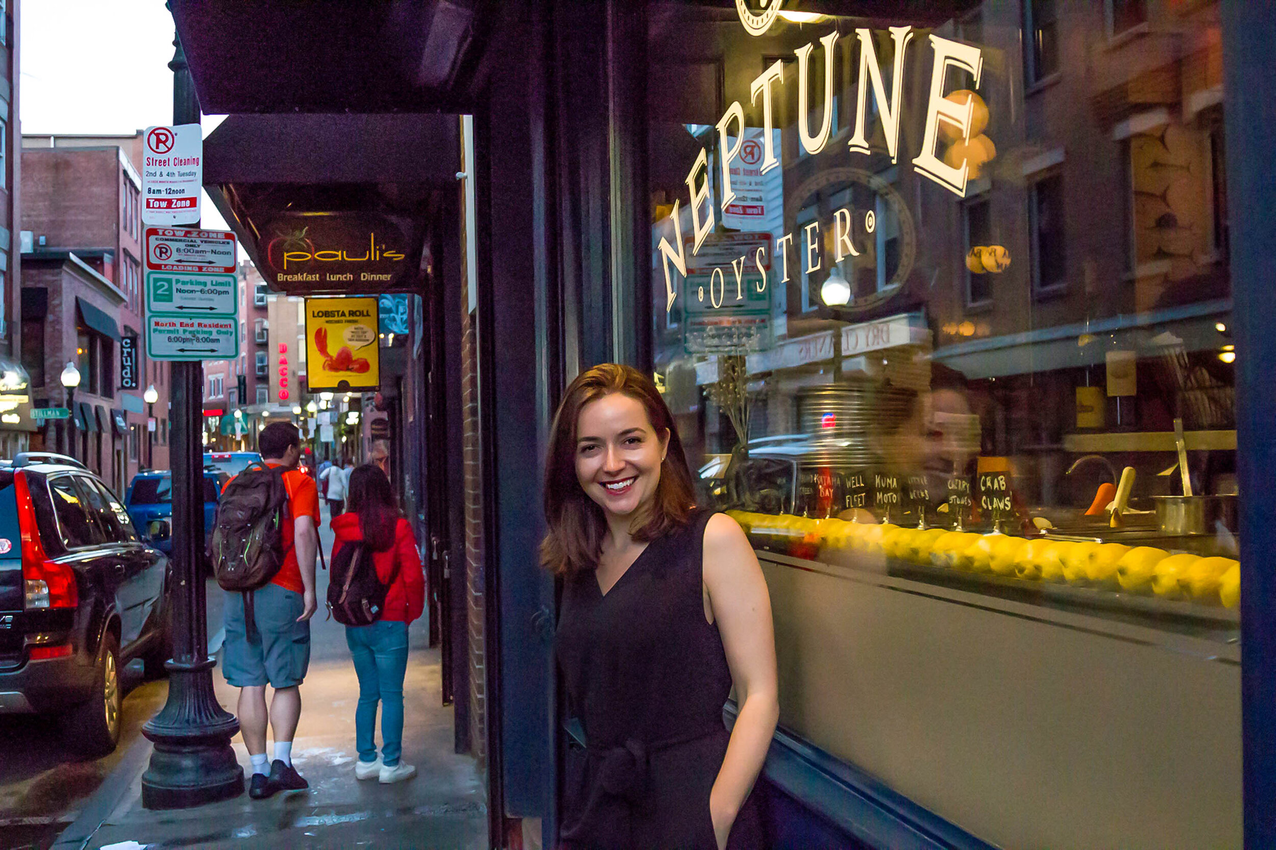 Boston Travel Guide - Oysters and Chowder at Neptune Oyster