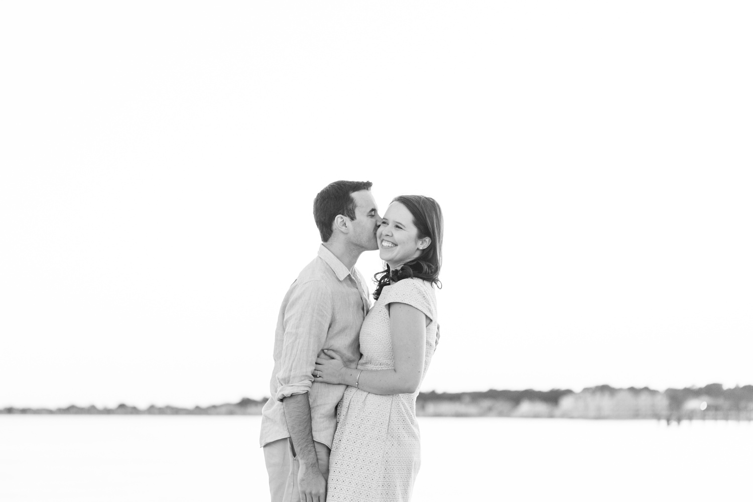 walnut-beach-engagement-session-milford-connecticut-top-ct-nyc-destination-wedding-photographer-shaina-lee-photography-photo
