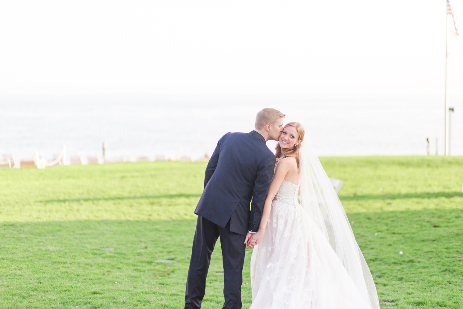 waters-edge-resort-spa-wedding-westbrook-connecticut-top-ct-nyc-destination-engagement-photographer-shaina-lee-photography-photo