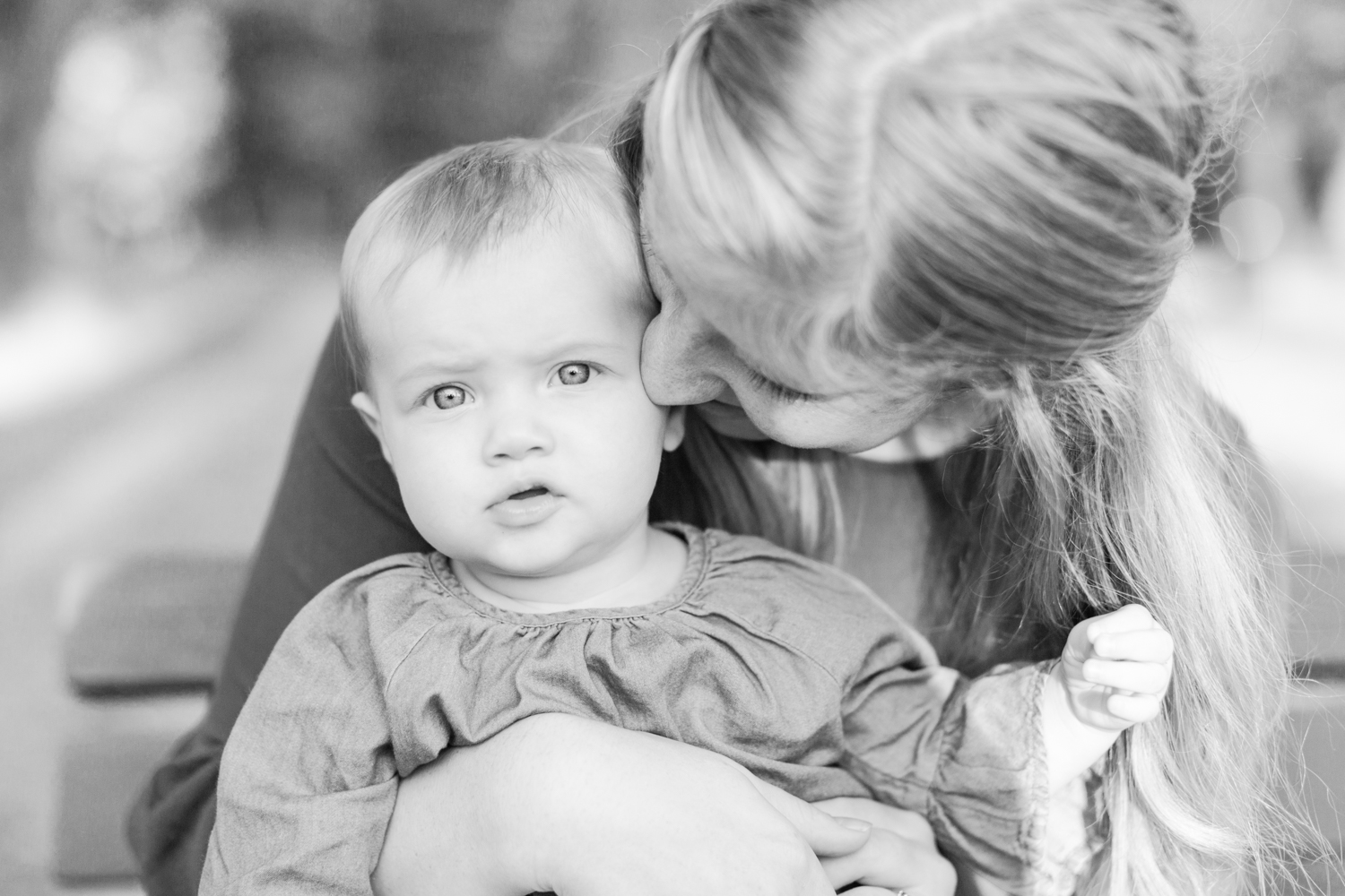 tilley-pond-park-family-portraits-top-ct-nyc-destination-wedding-engagement-photographer-shaina-lee-photography-photo