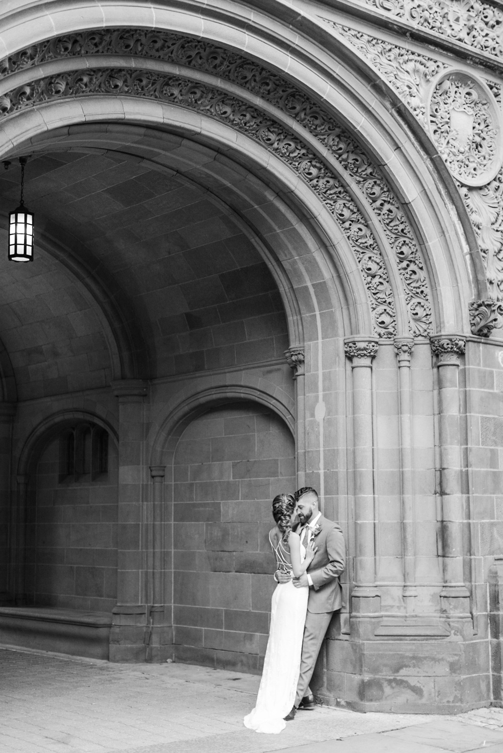 yale-university-elopement-new-haven-top-connecticut-wedding-engagement-photographer-shaina-lee-photography-photo