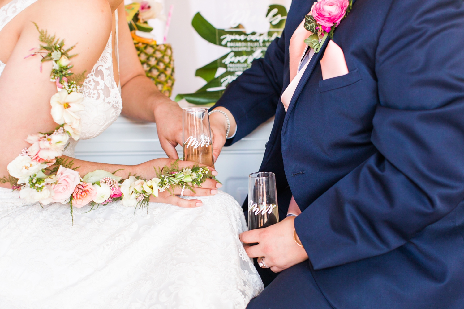 tropical-warehouse-wedding-boathouse-305-knowlton-bridgeport-connecticut-new-york-hawaii-photographer-shaina-lee-photography-photo