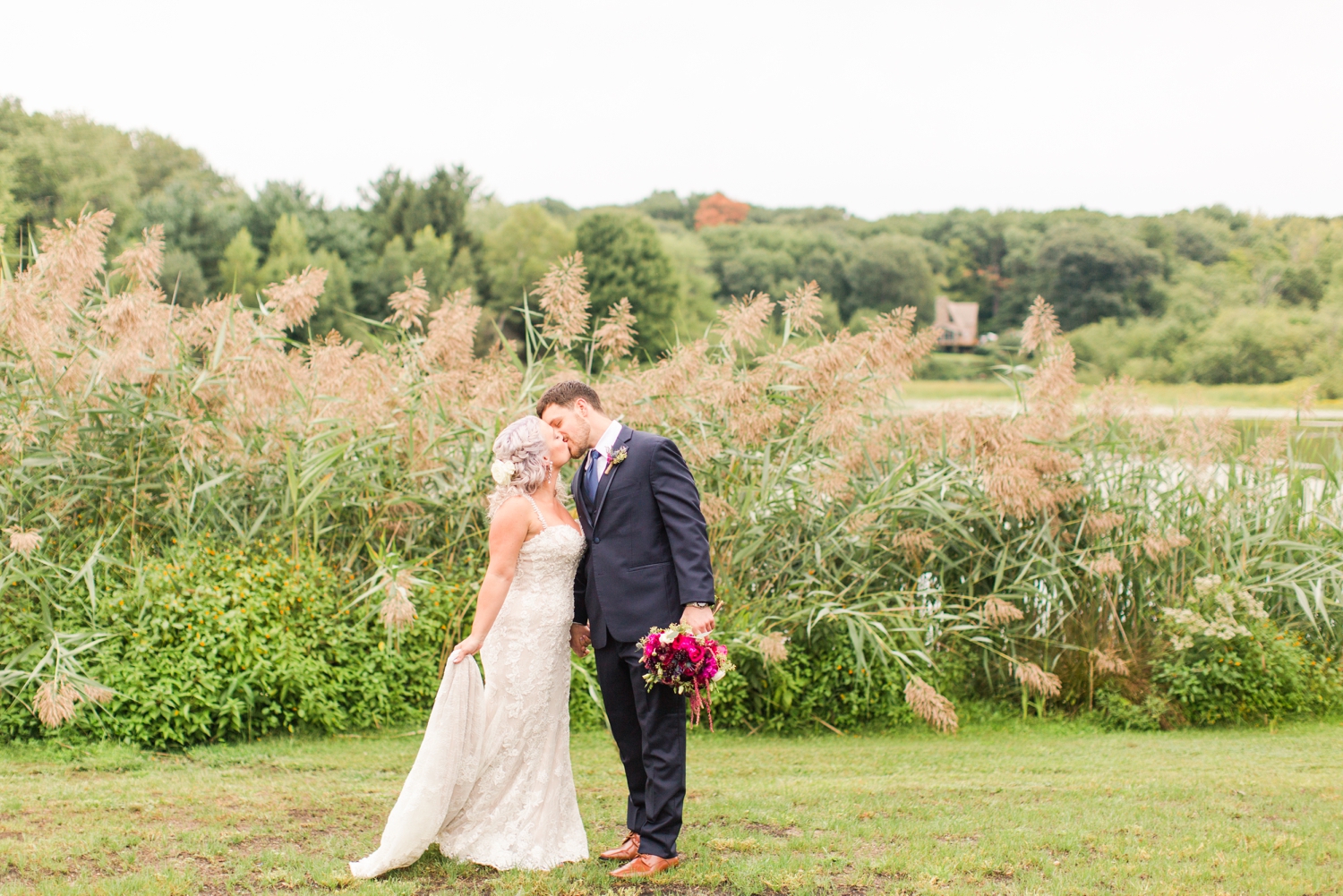 the-lake-house-wedding-wolcott-connecticut-new-york-hawaii-photographer-shaina-lee-photography-photo