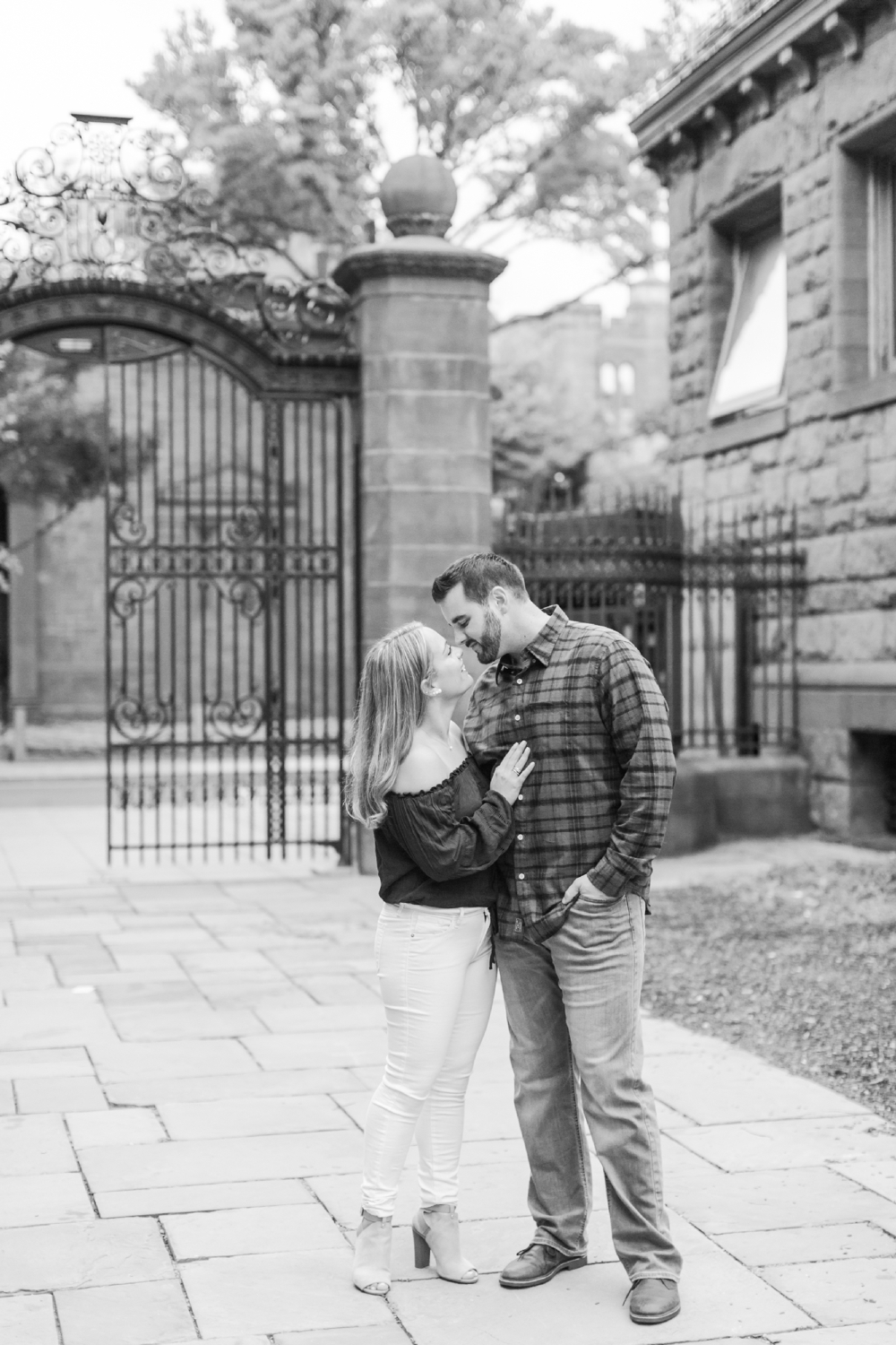 yale-university-engagement-session-new-haven-connecticut-nyc-wedding-photographer-shaina-lee-photography-photo