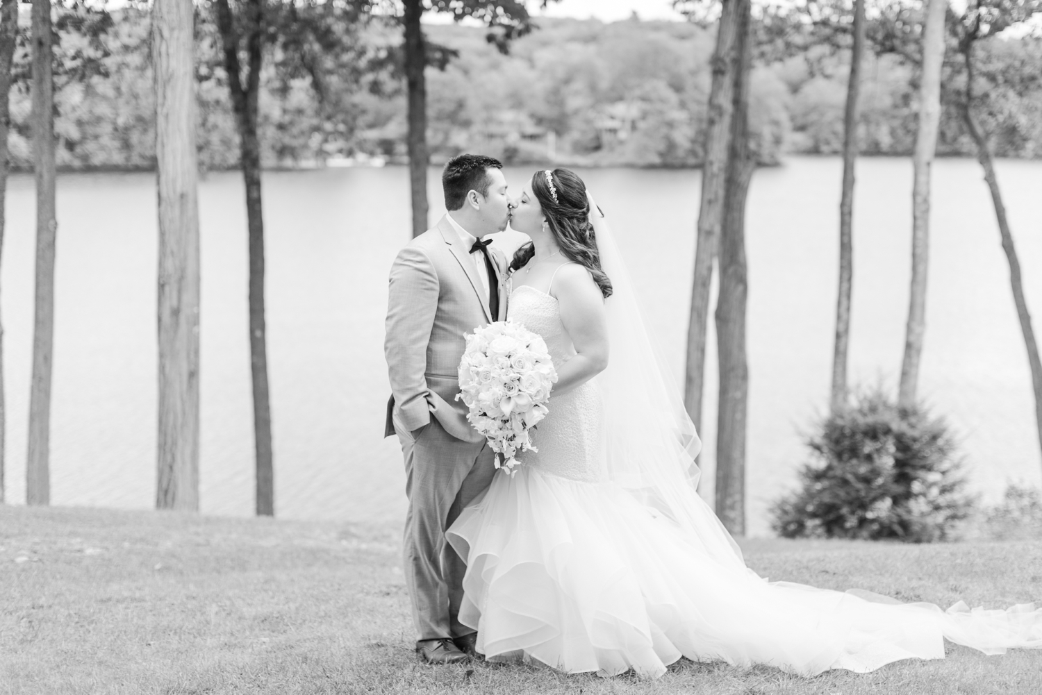 the-waterview-wedding-monroe-connecticut-westchester-nyc-engagement-photographer-shaina-lee-photography-photo