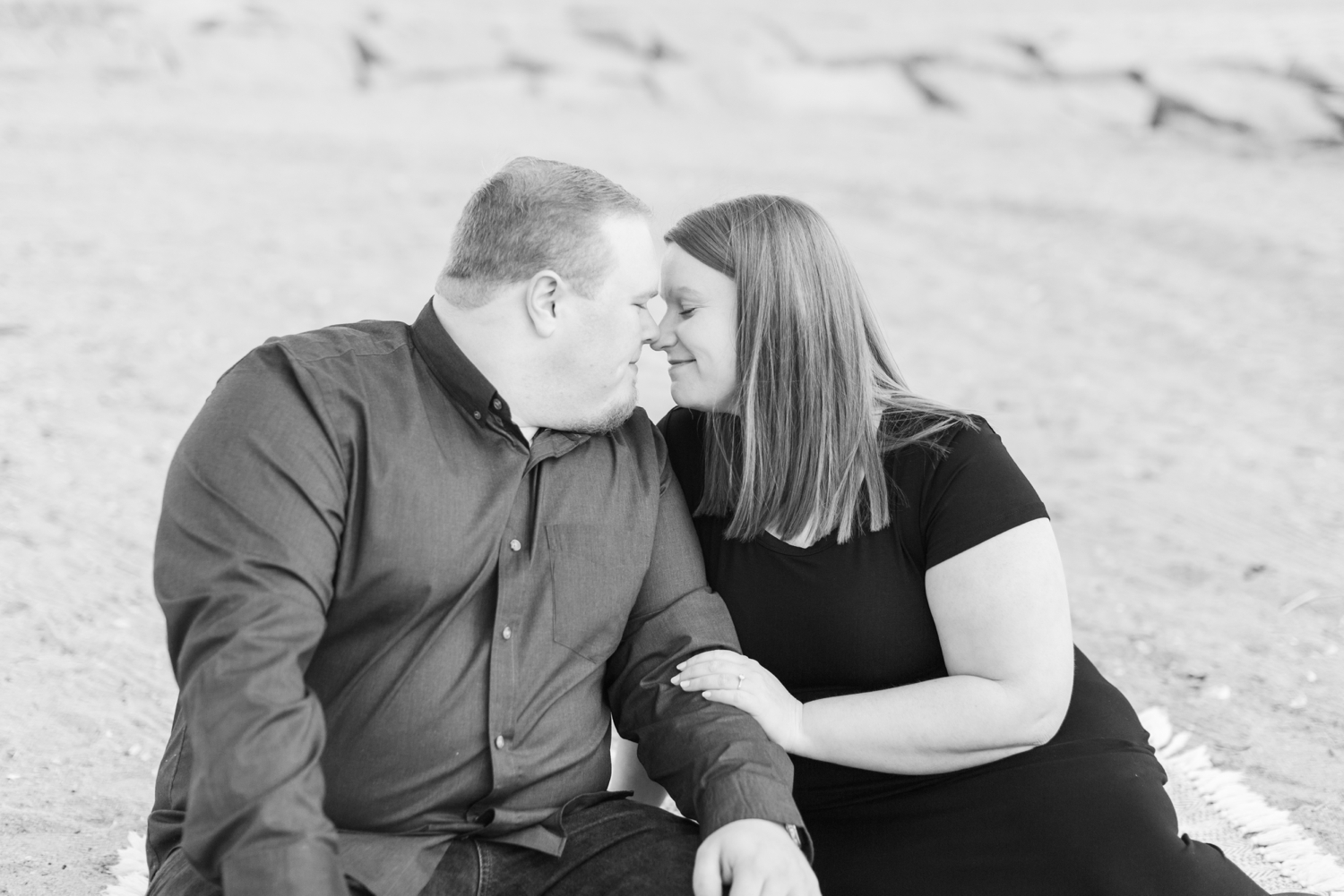 hammonasset-beach-engagement-session-madison-connecticut-wedding-photographer-shaina-lee-photography-photo