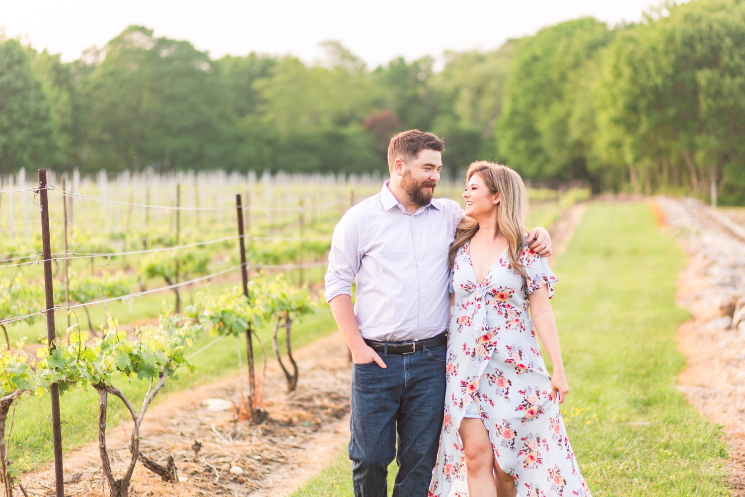 chamard-vineyards-engagement-session-clinton-connecticut-wedding-photographer-shaina-lee-photography-photo