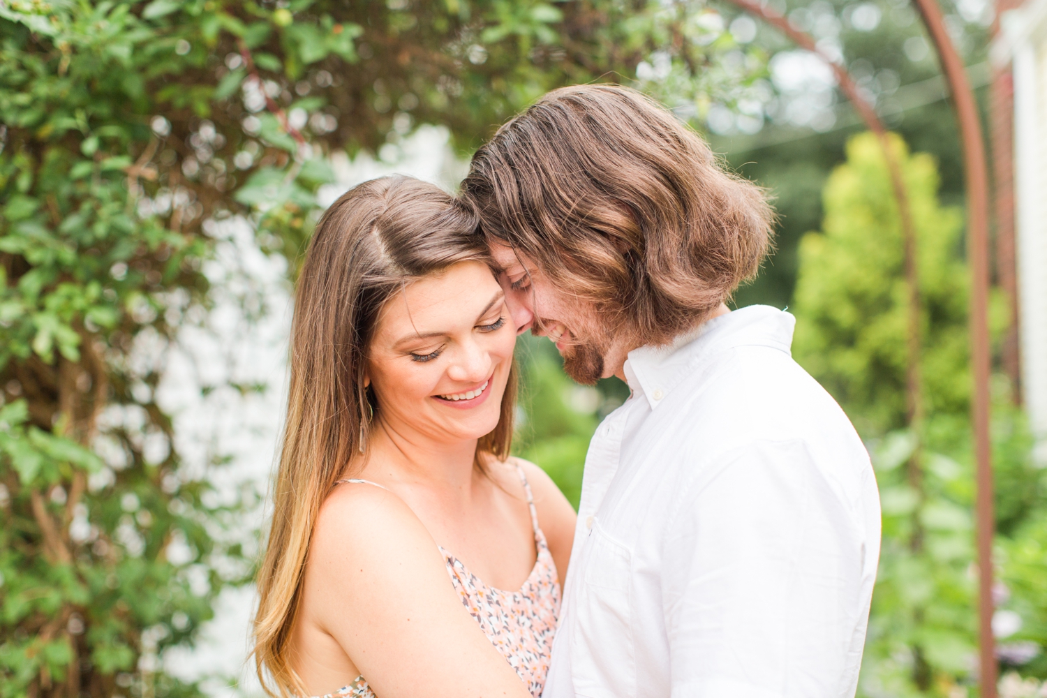 guilford-town-green-engagement-session-connecticut-wedding-photographer-shaina-lee-photography-photo