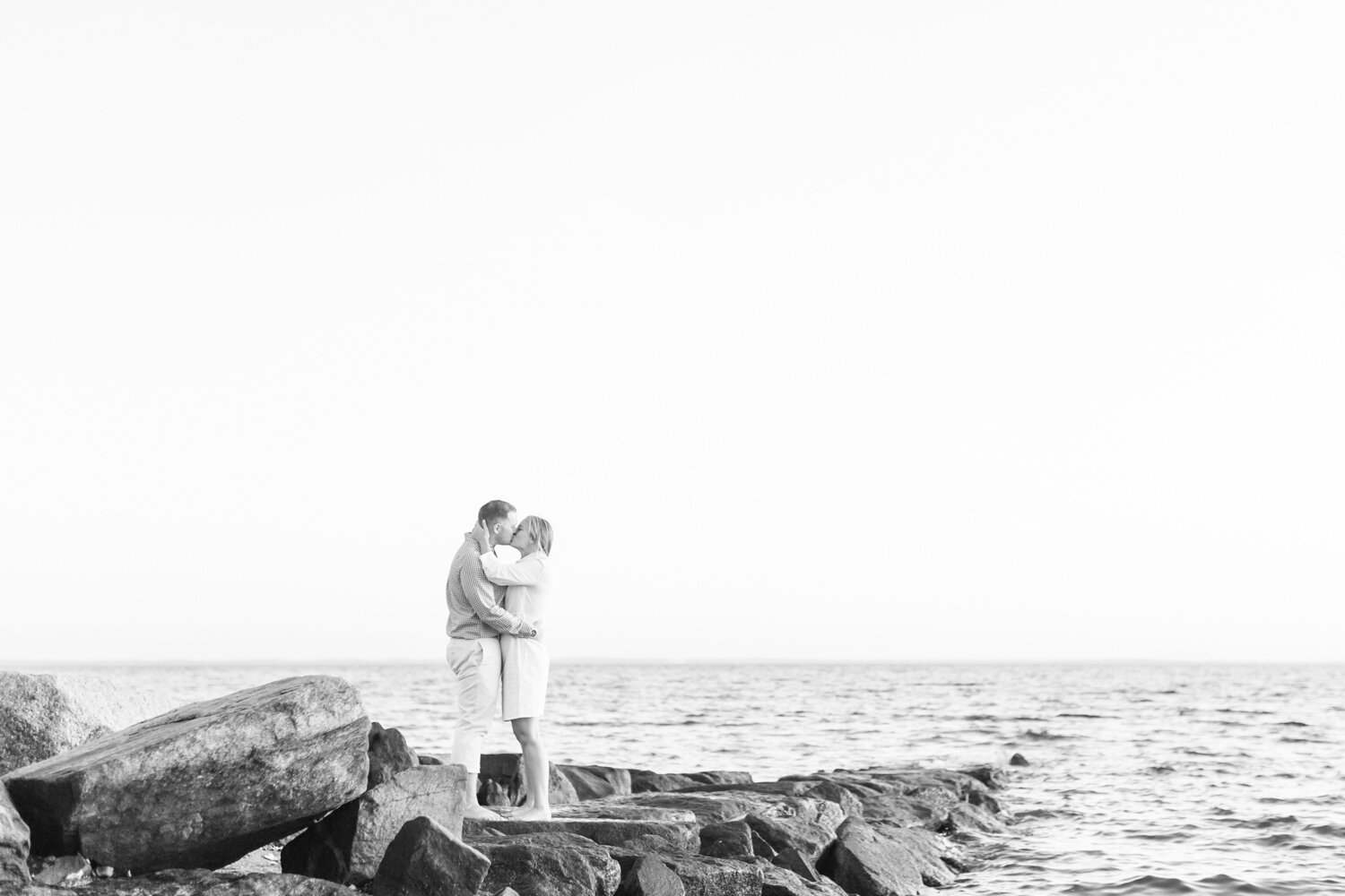 sasco-beach-engagement-session-fairfield-connecticut-wedding-photographer-shaina-lee-photography-photo