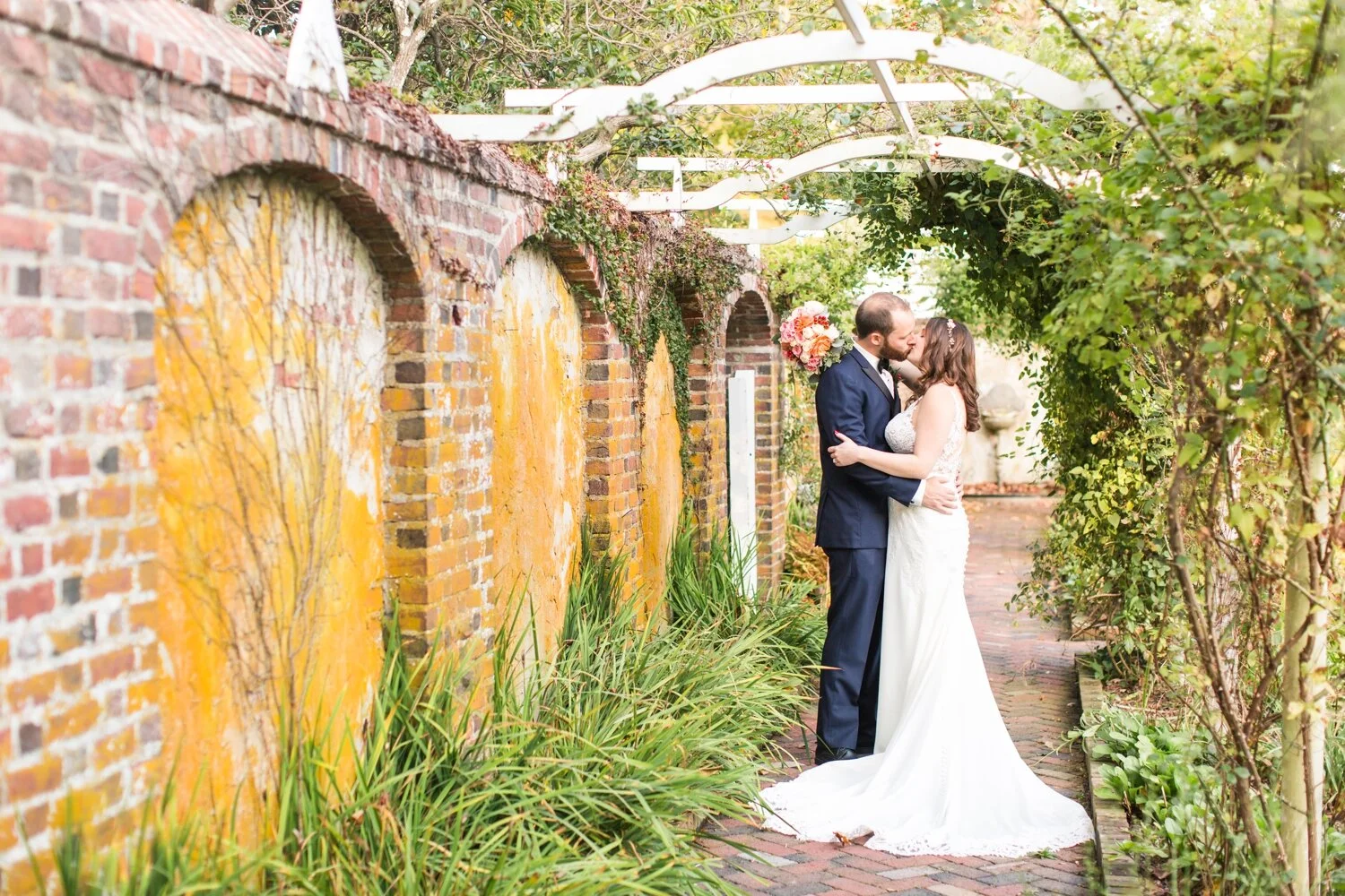 keeler-tavern-museum-wedding-ridgefield-connecticut-photographer-shaina-lee-photography-photo