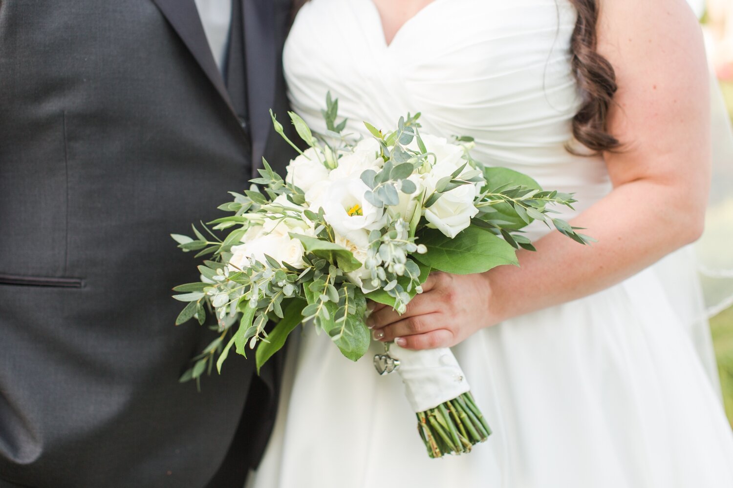 aria-ballroom-wedding-prospect-connecticut-photographer-shaina-lee-photography-photo