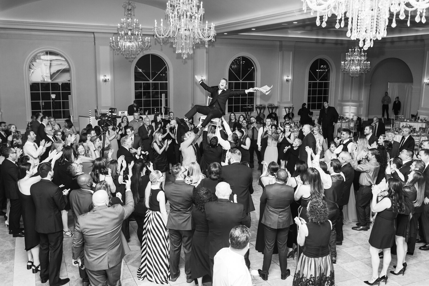 aria-ballroom-wedding-prospect-connecticut-photographer-shaina-lee-photography-photo