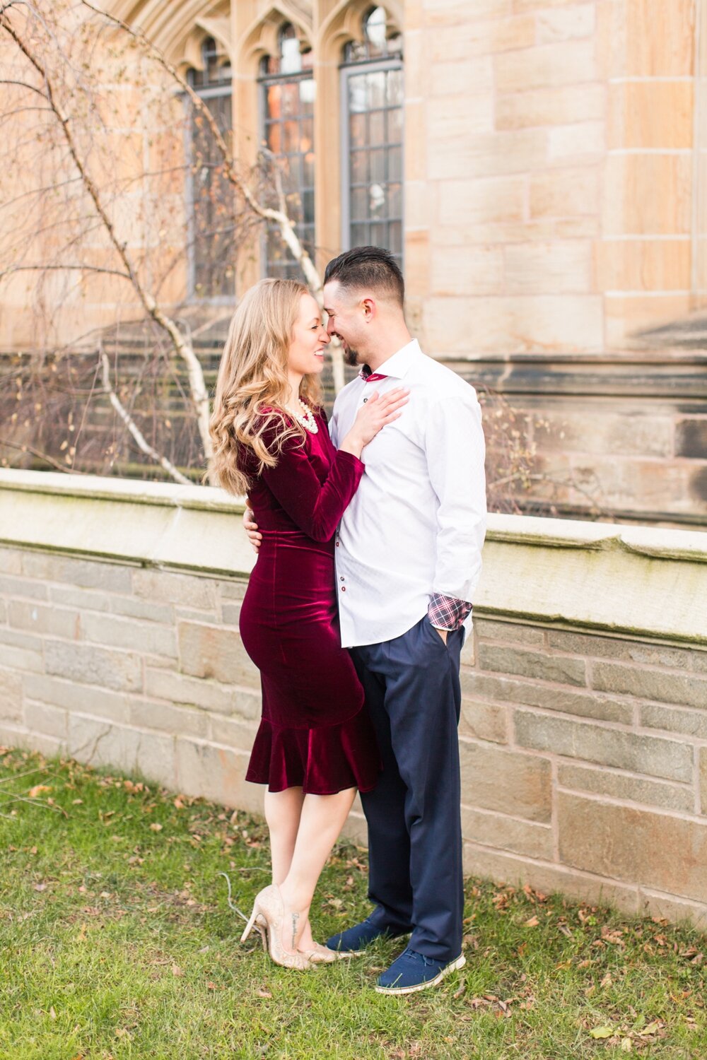 yale-university-engagement-session-new-haven-connecticut-wedding-photographer-christine-brett-shaina-lee-photography-photo