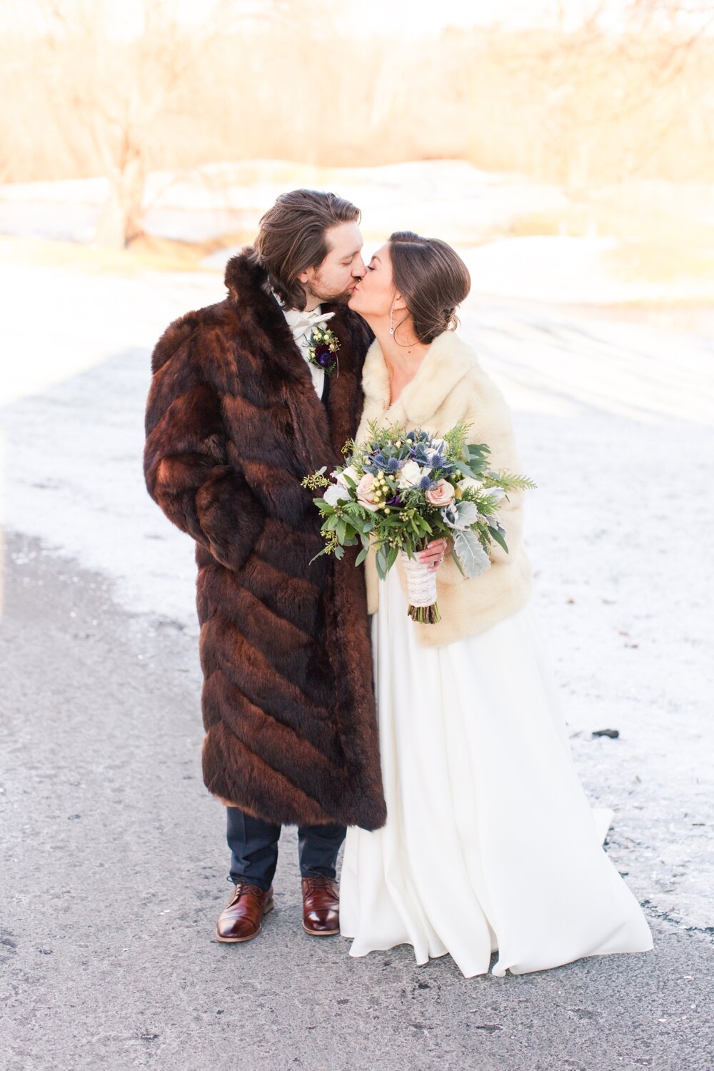 the-barns-at-wesleyan-hills-wedding-middletown-connecticut-photographer-shaina-lee-photography-photo