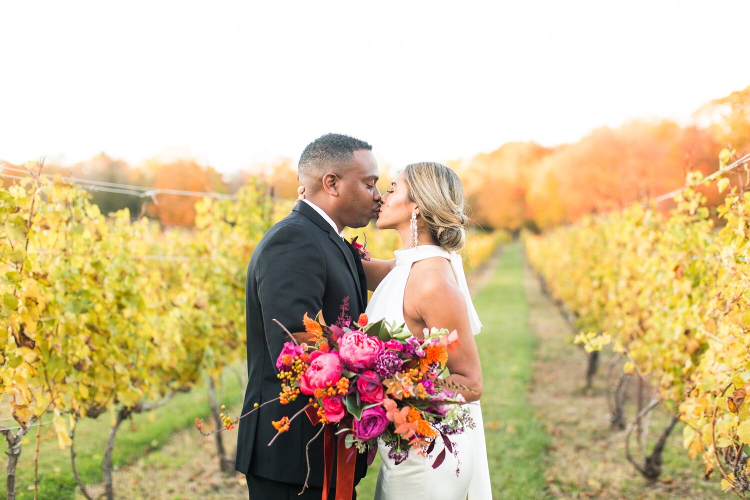 chamard-vineyards-fall-wedding-clinton-connecticut-shaina-lee-photography-photo