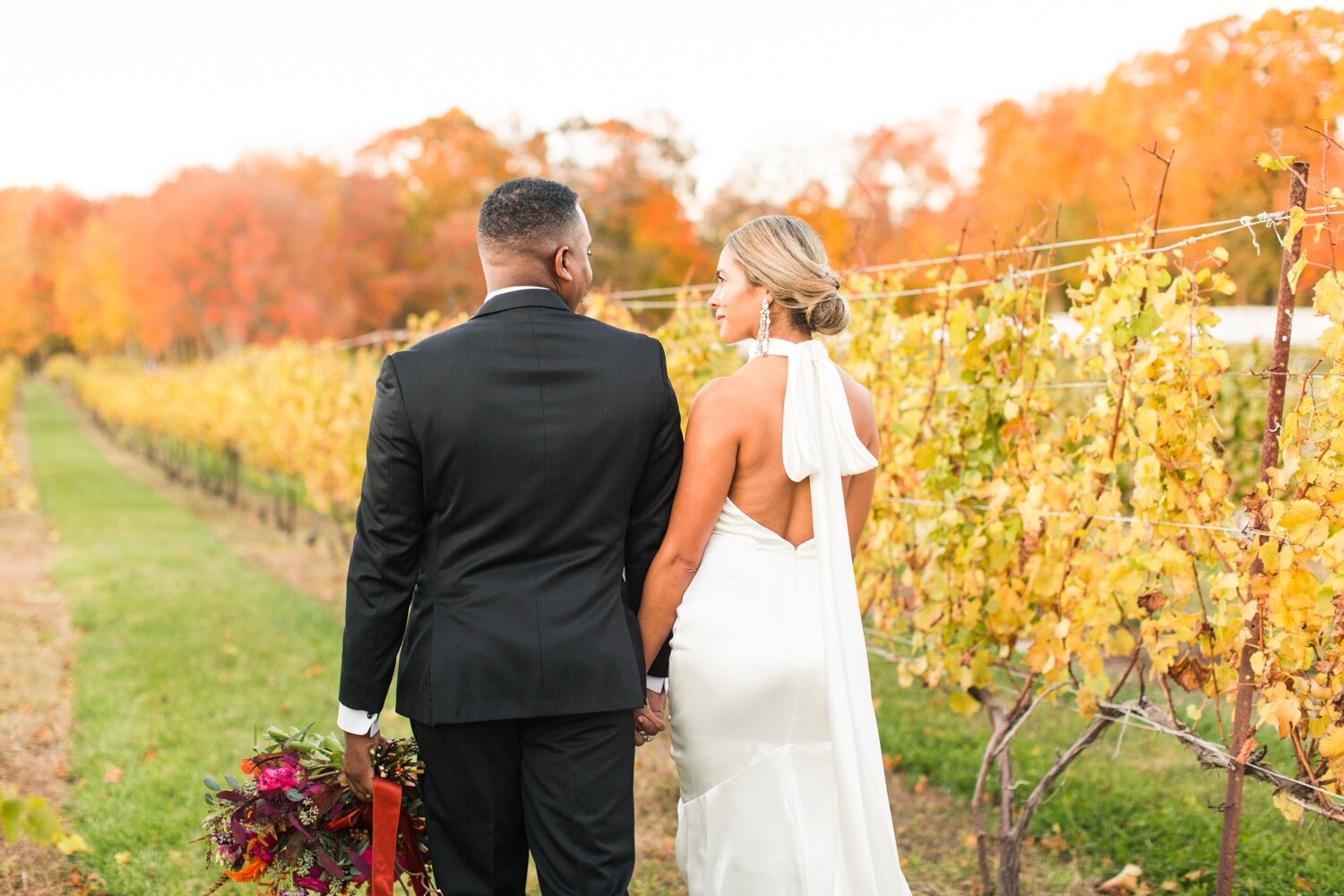 chamard-vineyards-fall-wedding-clinton-connecticut-shaina-lee-photography-photo