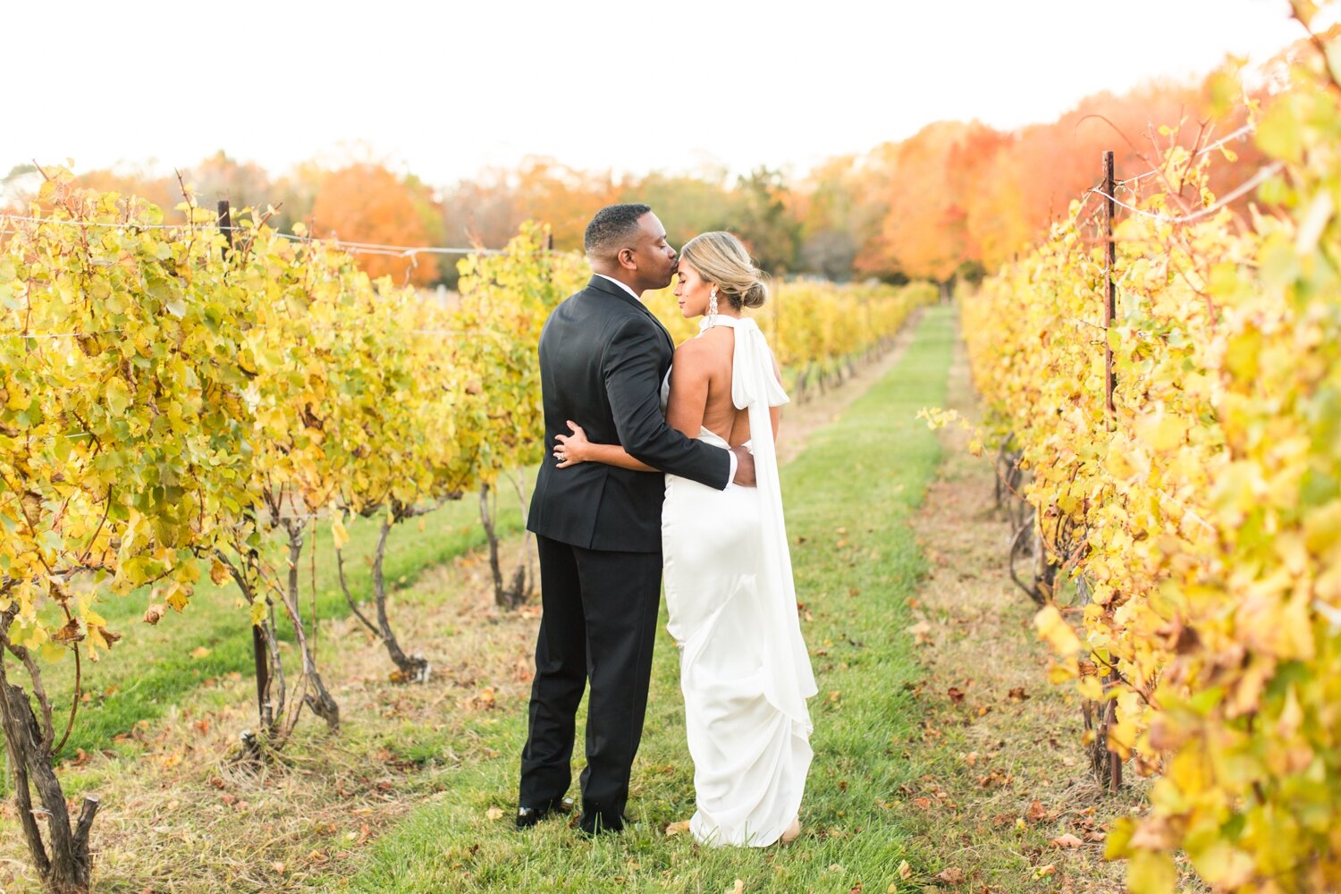 chamard-vineyards-fall-wedding-clinton-connecticut-photographer-shaina-lee-photography-photo